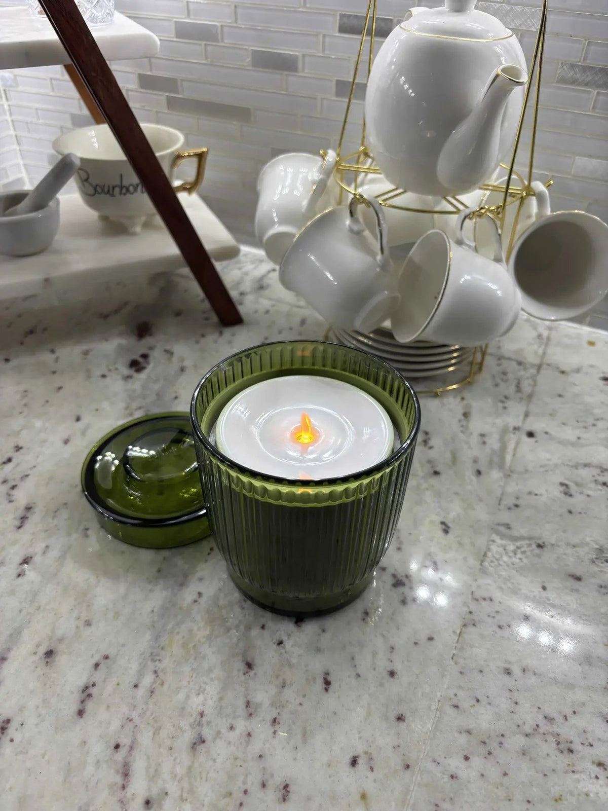 The Kōdō Candle — Ribbed Olive